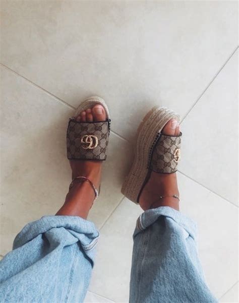 gucci espadrille sandals outfit.